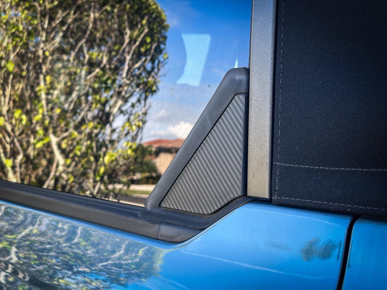 3D Carbon Rear Window Triangle Overlay - 2021+ Bronco 4 Door StickerFab