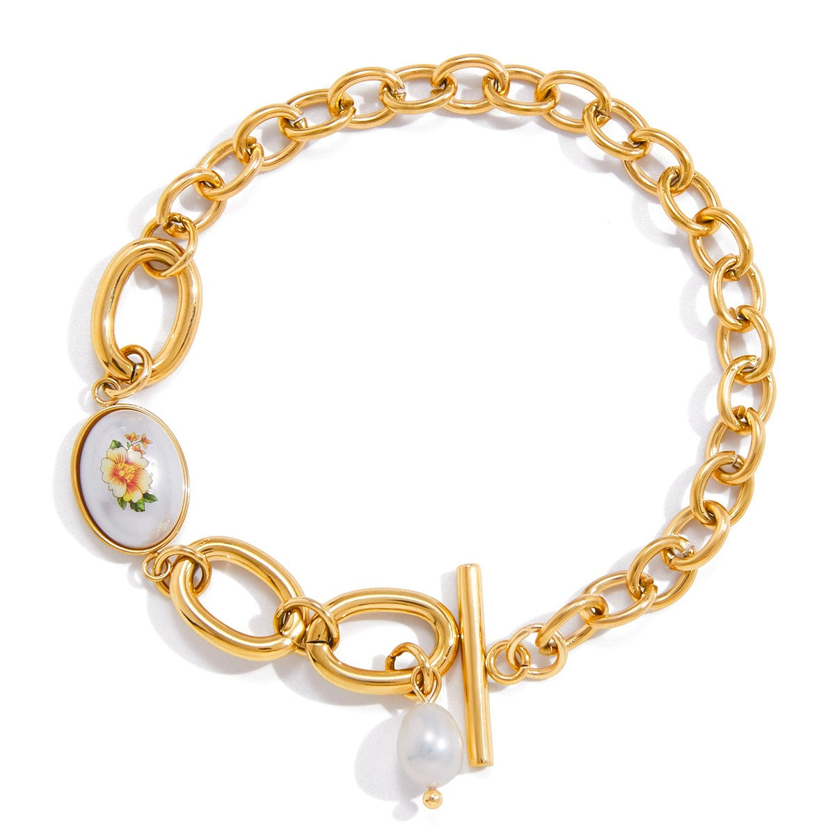 18K gold-plated, lightweight, and luxurious titanium steel bracelet with freshwater pearls. Vera Lux