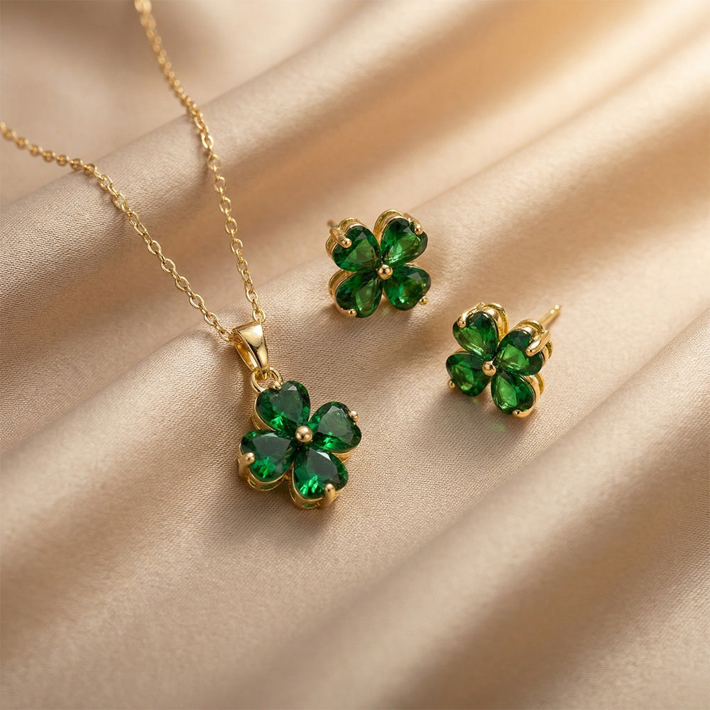 Light Luxury Fashionable Versatile New Diamond-Encrusted Four-Leaf Clover Necklace For Women Vera Lux