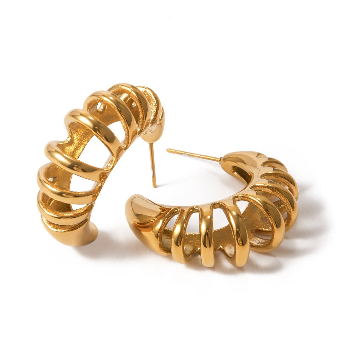 18k gold crescent-shaped earrings with hollow design, trendy and personalized Vera Lux
