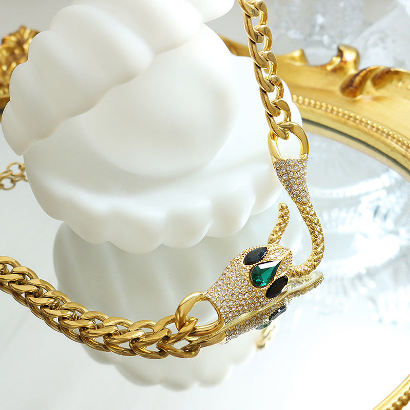 18K Gold Fashion Exquisite Snake Head Design Versatile Necklace Vera Lux