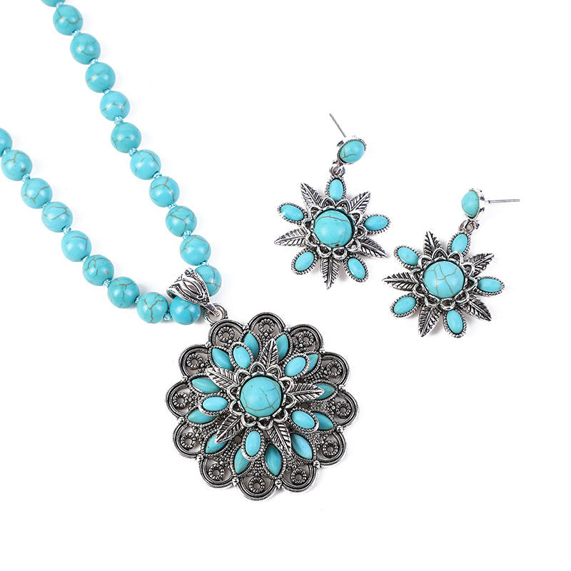 Western-style Loose Turquoise Bead Necklace With Electroplating Vera Lux