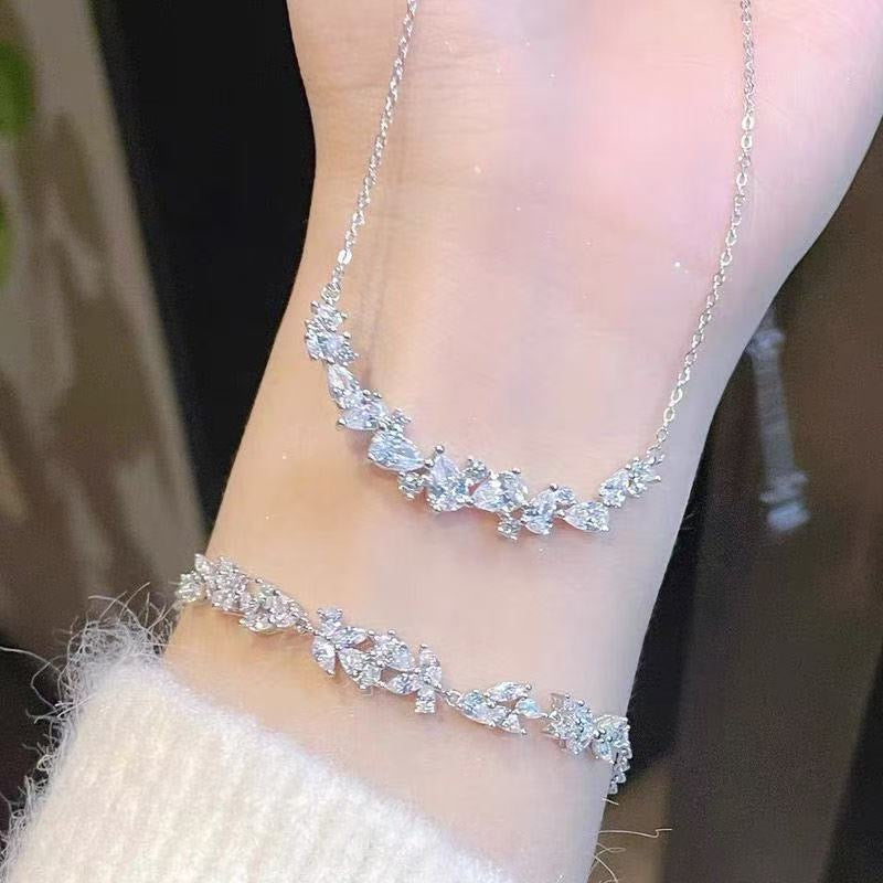 1pcs 999 Sterling Silver Cluster CZ Smile Bar Necklace, Luxury Delicate Style, Ideal For Birthday Gifts Vera Lux