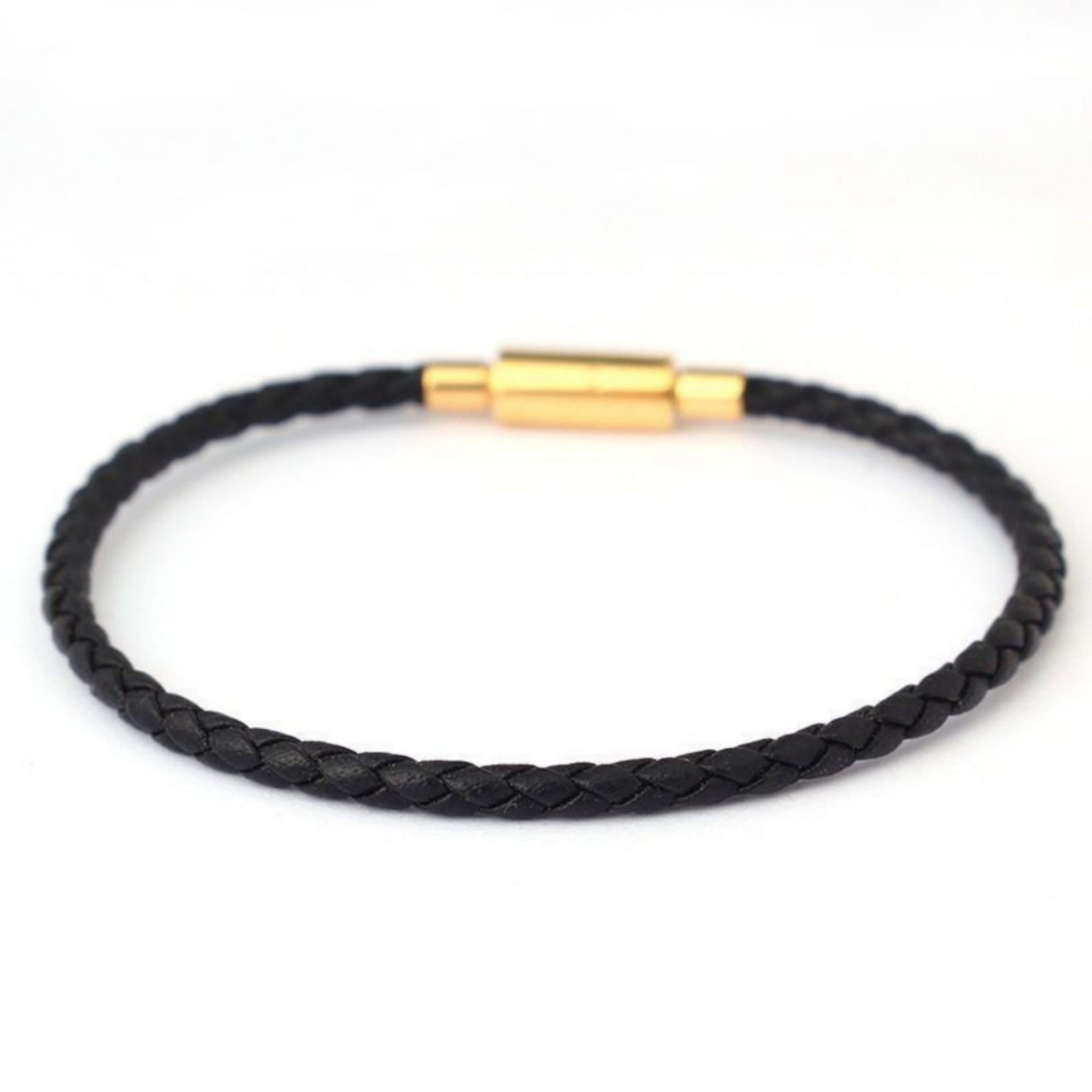 3.0mm Stainless Steel Leather Cord Bracelet With A Single Buckle And Wear-resistant Edging Vera Lux