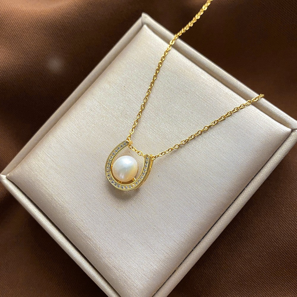 Light Luxury, Lightly Paved With Zirconia, Elegant U-Shape Pearl Necklace Vera Lux