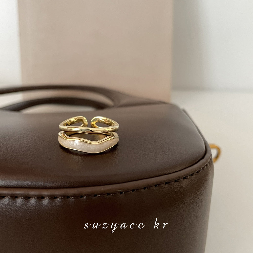 Women's Niche Design Gold Enamel Zircon Ring, INS Style, Vintage Fashion, Unique Versatile High-End Finger Ring Vera Lux
