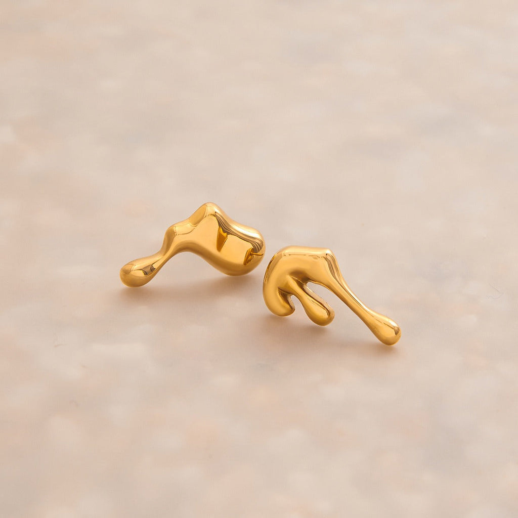 18K gold irregular shape design simple personality earrings Vera Lux
