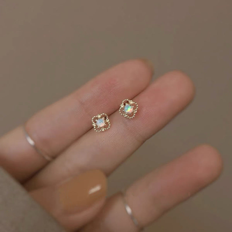 Gold Plated Tiny Heart Stud Earrings For Women, Ins Stylish Niche Minimal Earrings, Wearable All Day Daily Jewelry Vera Lux