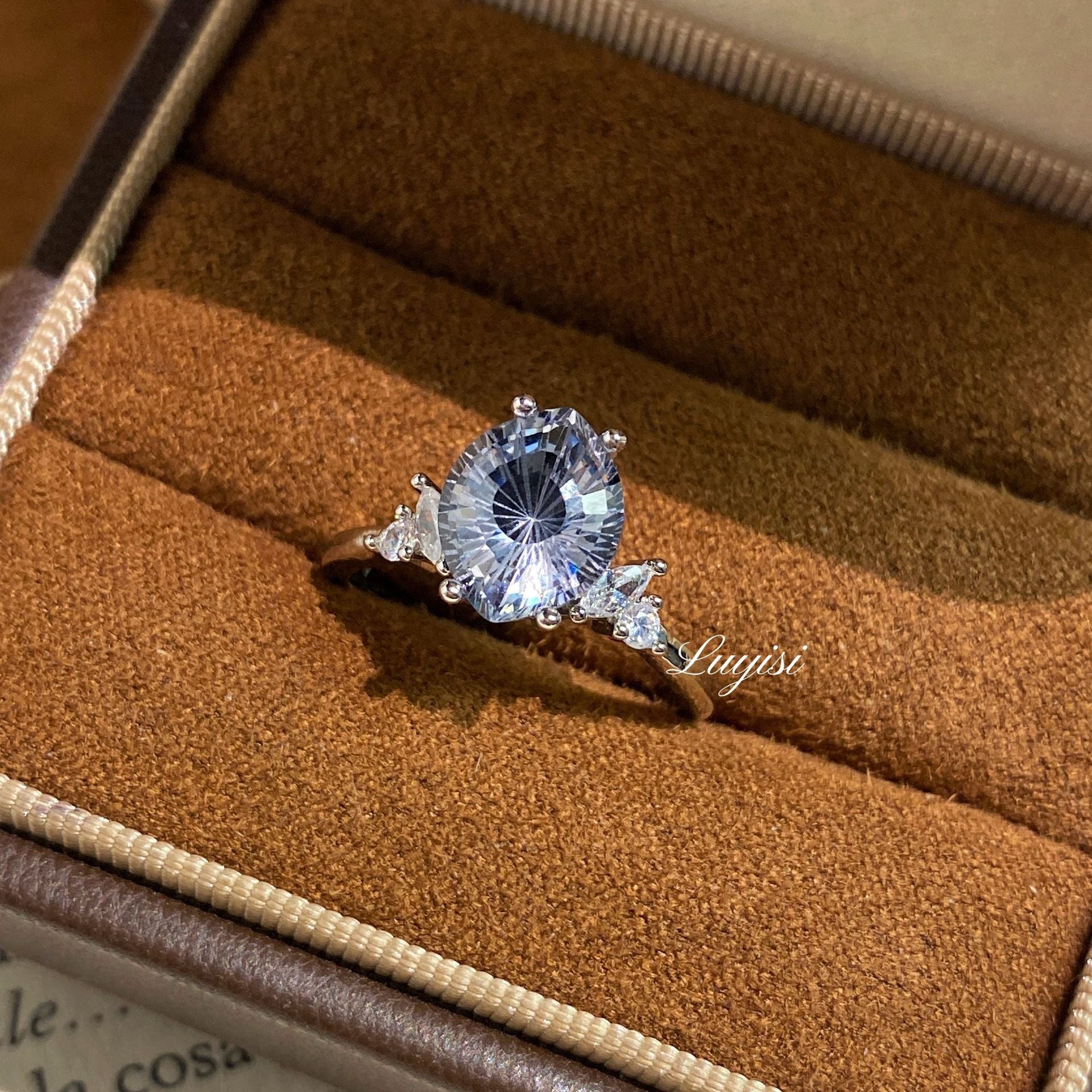 Firework Cut Simulated Moissanite Ring For Women, Light Luxury Niche Design Simulated Diamond Engagement Ring Vera Lux
