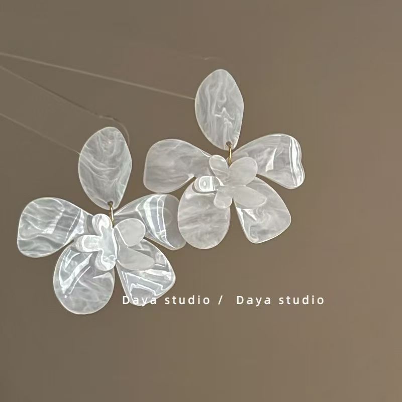 Silver Post Pleated Round Petal Earrings, New Chinese Retro Dangles, Niche Elegant National Trend Jewelry Vera Lux