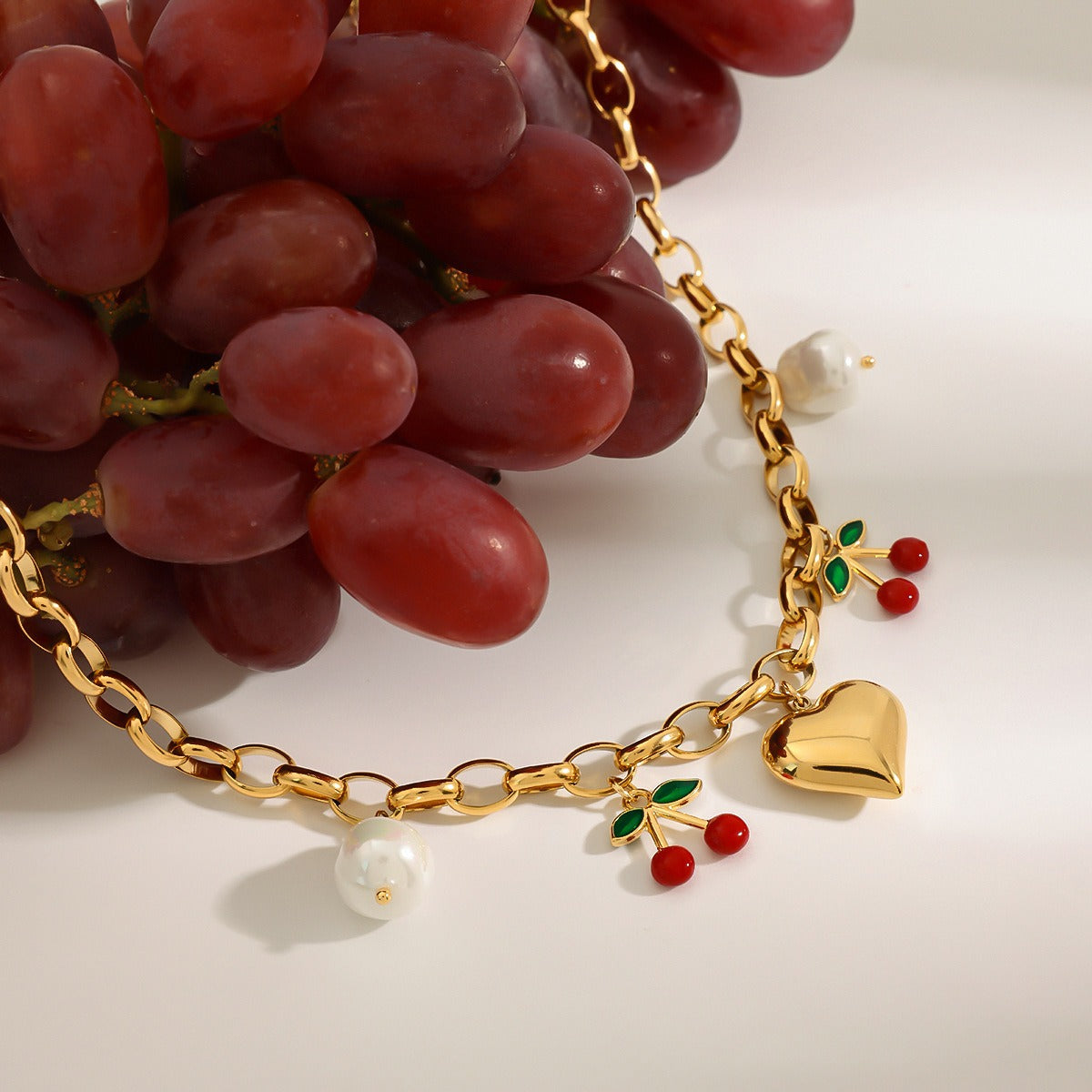 18K gold heart with cherry design exquisite and noble necklace Vera Lux