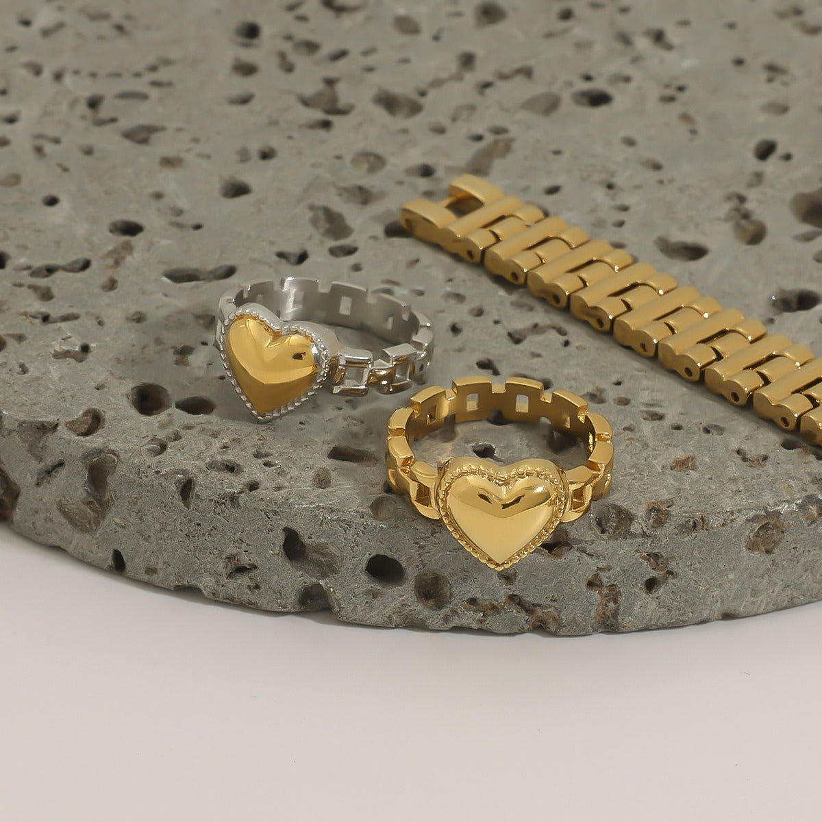 18K gold heart titanium steel ring Vera Lux