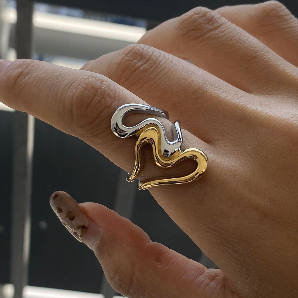 18K gold geometric line design exquisite personality ring Vera Lux