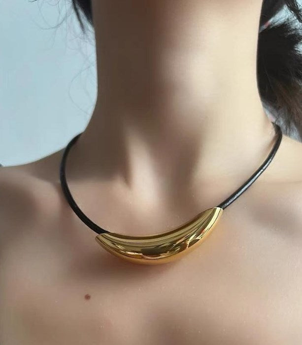 All-titanium Steel Necklace With A Premium Feel Vera Lux