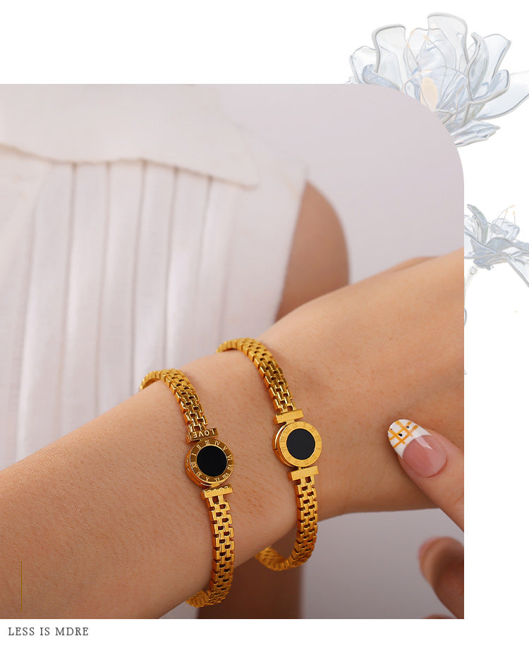 Fashionable, Versatile, Exclusive And Exquisite Wrist Accessory With Unique Style And Light Luxury. Gold Roman Numeral Black Surface Decorative Clasp Bracelet. Vera Lux