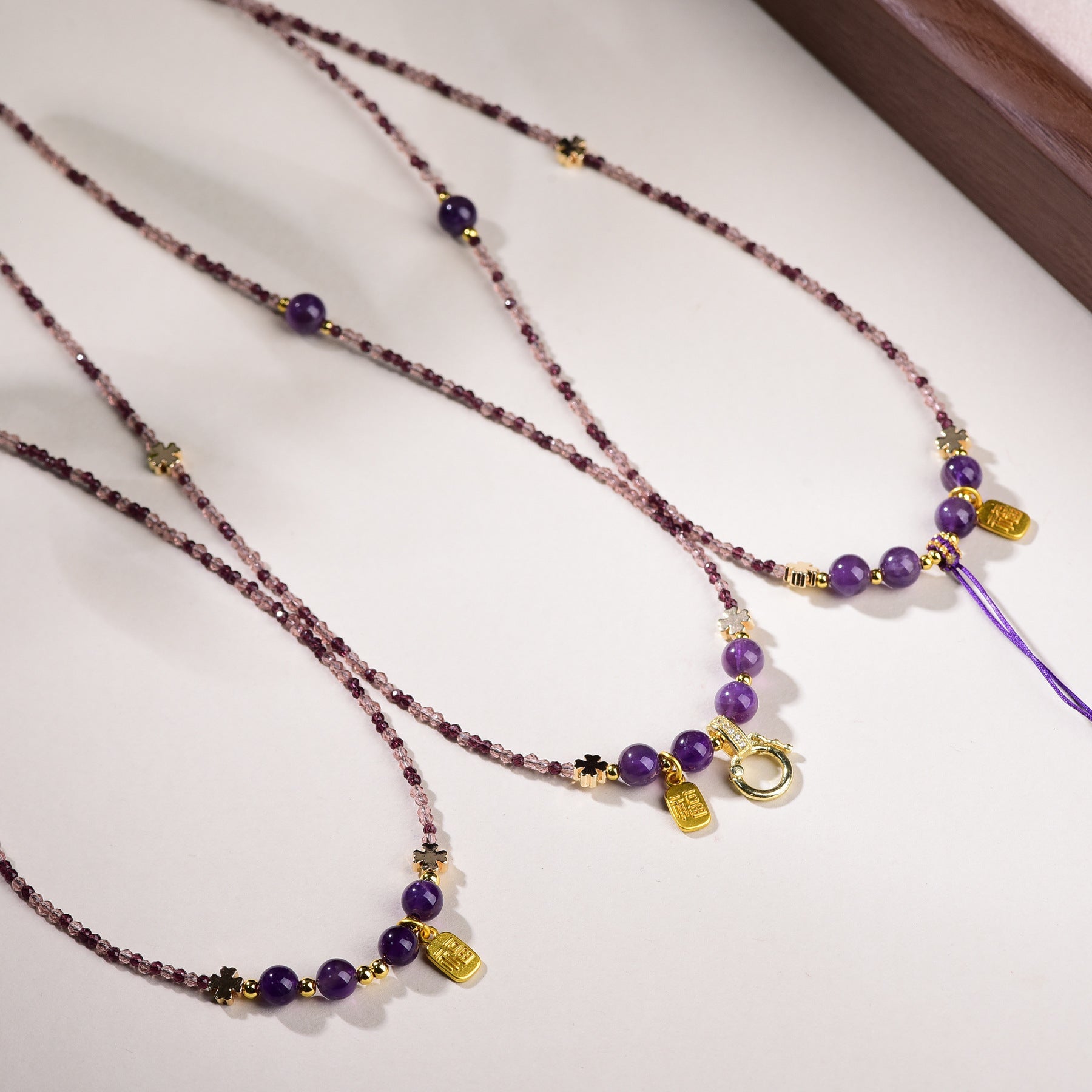 Niche High-end Jiuzi Li Fire Bead Clavicle Necklace Vera Lux