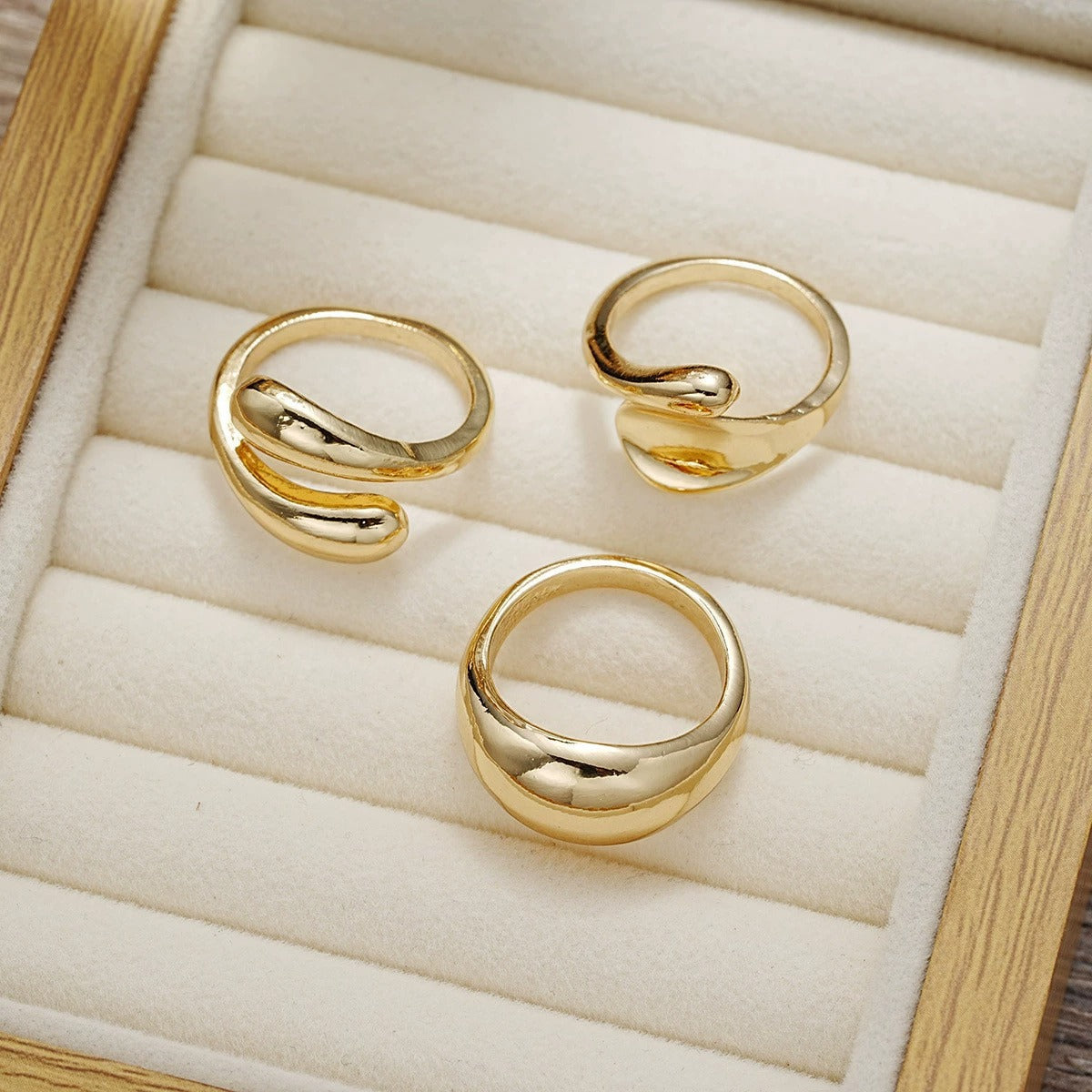 3Pcs Minimalist Metal Smooth Ring Set, Exaggerated Geometric High Grade Finger Rings Vera Lux