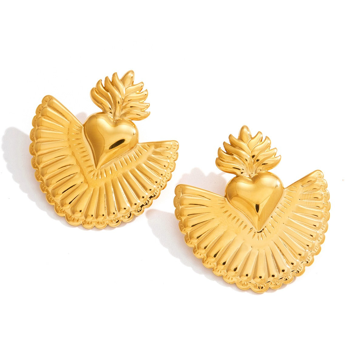 18K gold heart-shaped titanium steel stud earrings Vera Lux