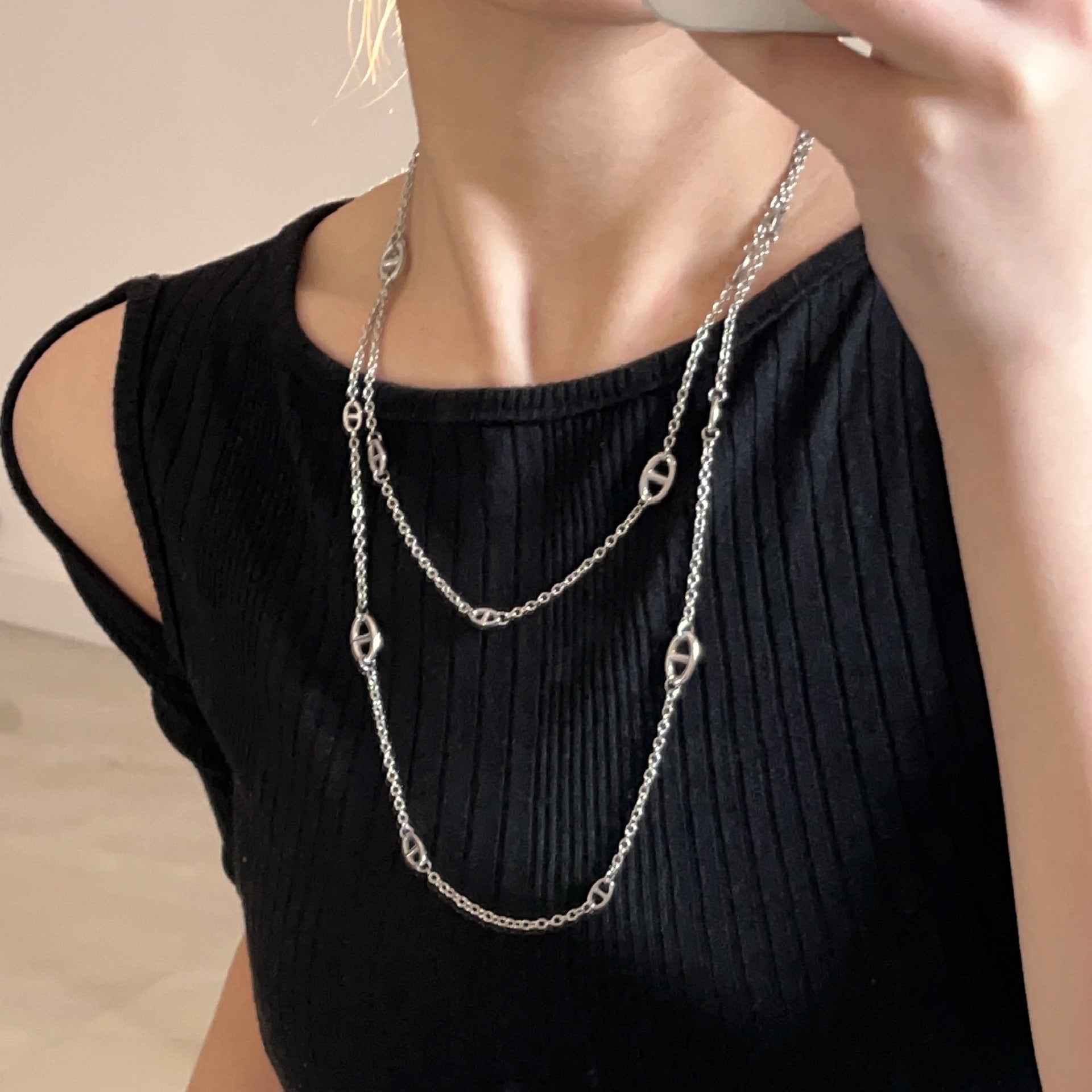 18K gold-plated titanium steel pig nose necklace Vera Lux