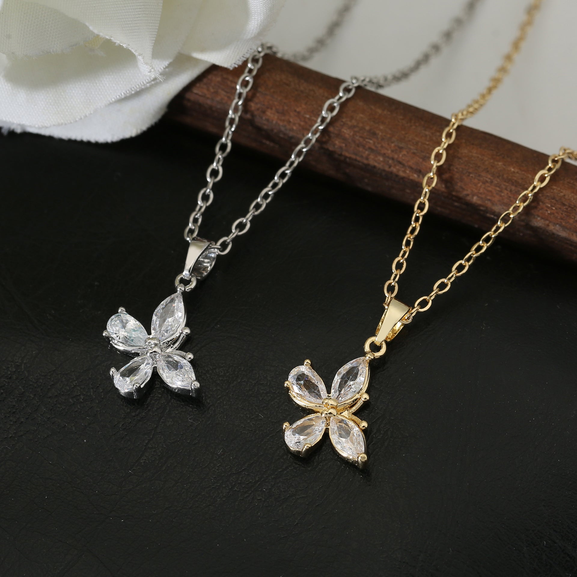Niche Design Light Luxury Collarbone Chain For Women Vera Lux
