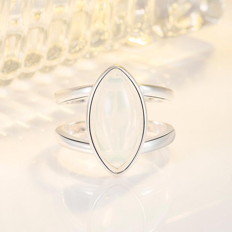 925 Silver-Plated Imitation White Agate Ring, Womens, European And American Style Vera Lux