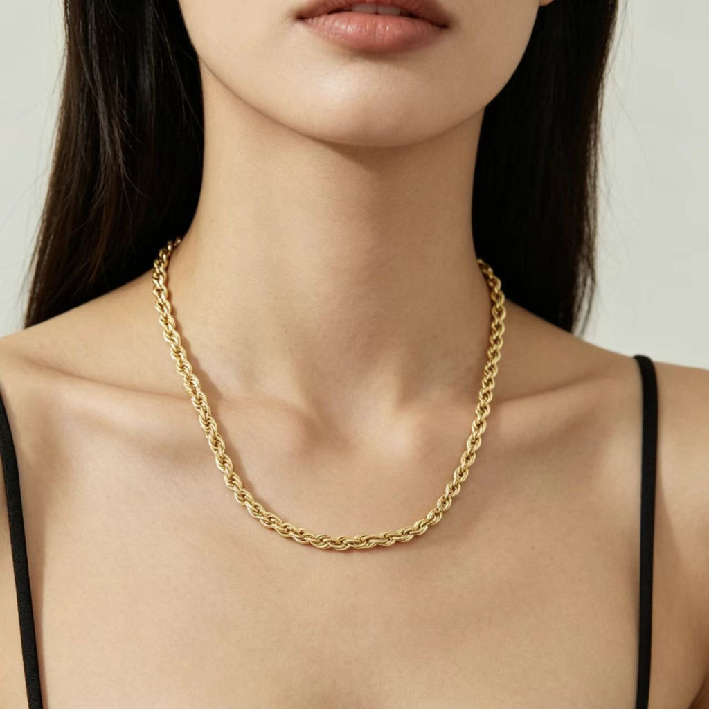 Fashionable Titanium Steel Necklace For Women Vera Lux