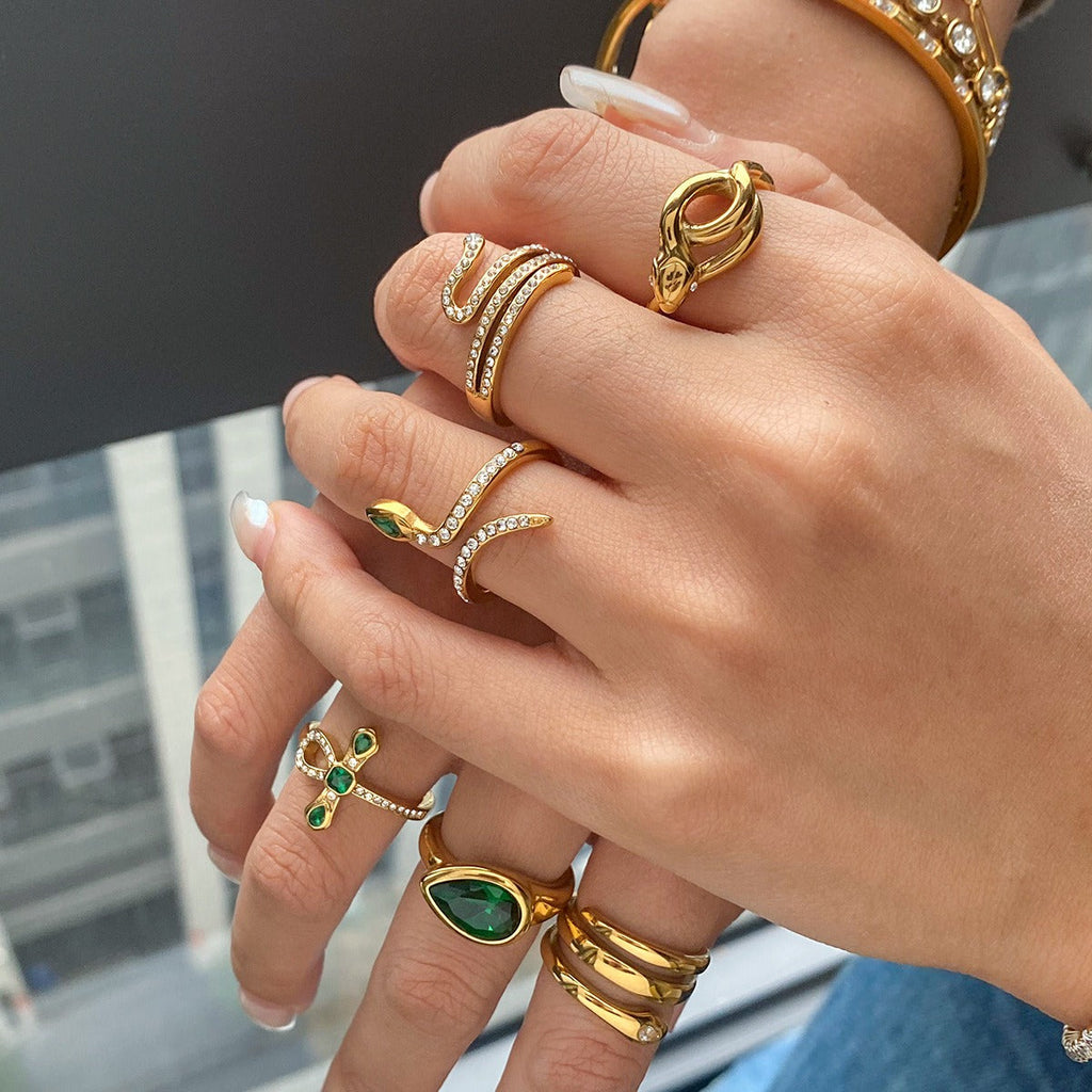 Light luxury snake ring Vera Lux