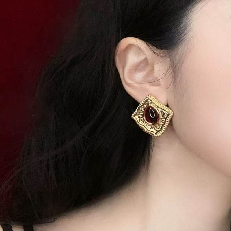 Vintage Red Stone Alloy Earrings, Baroque Gold Tone Studs Vera Lux