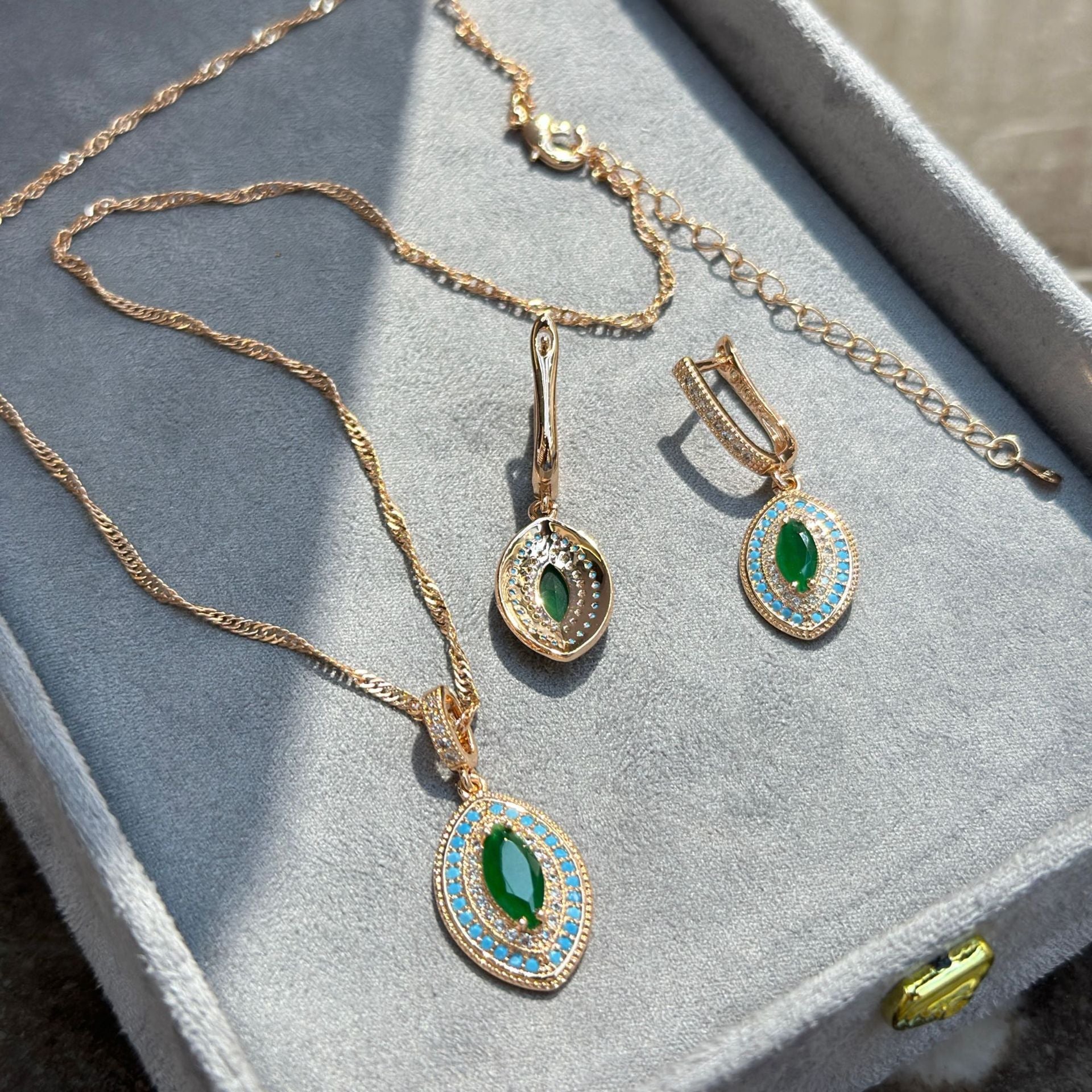 Emerald-Zircon Vintage Earrings And Ring Jewelry Set Vera Lux