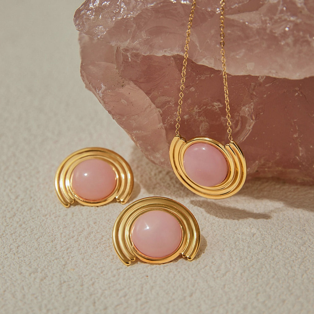 18K gold round shape with textured gemstone design light luxury noble necklace Vera Lux