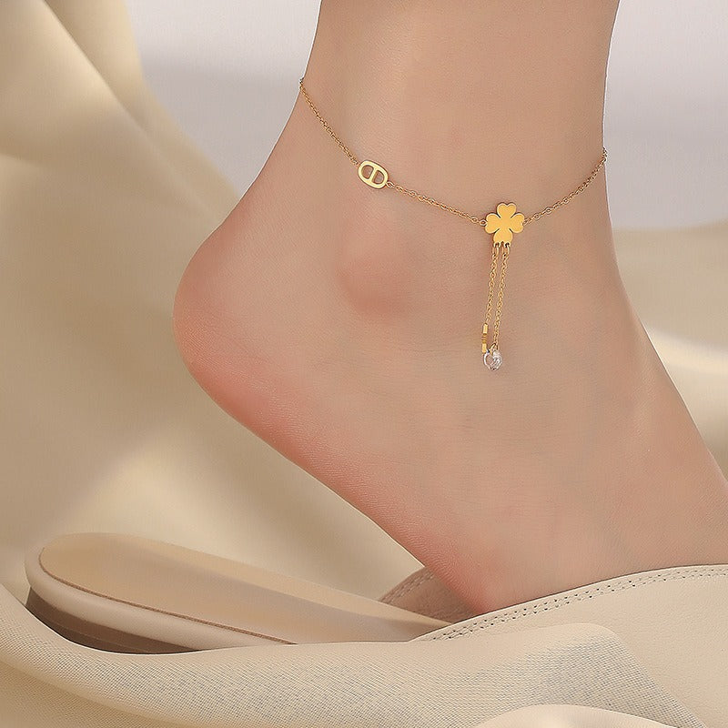18K Gold Tassel Star Clover Anklet Vera Lux