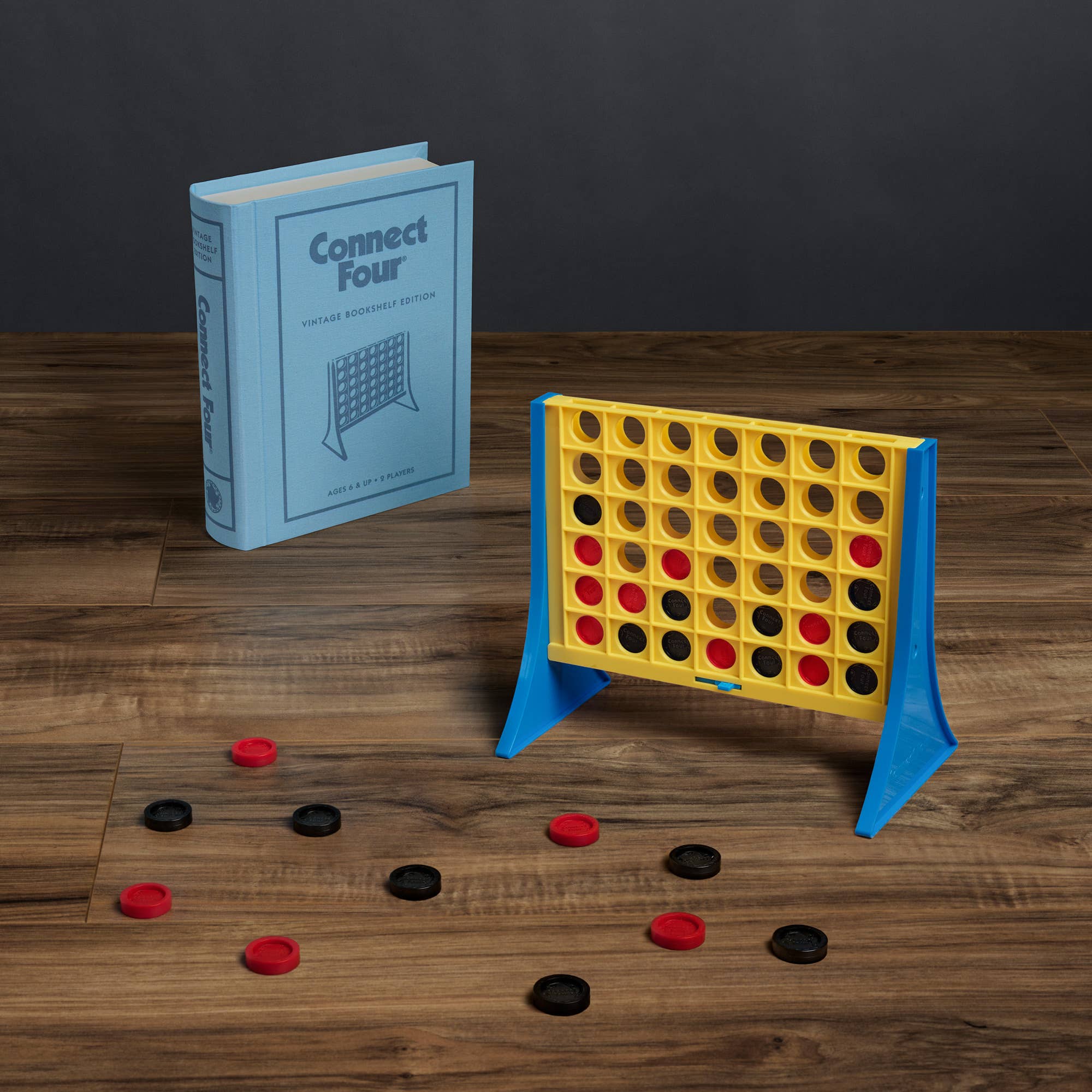 Connect 4 - Vintage Bookshelf Edition Bards & Cards