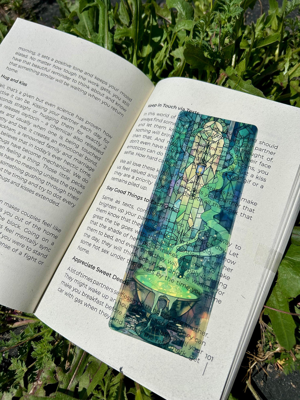 Witchy Cauldron Bookmark – Magical Potion Brewing, Mystical Witchcraft Art, Perfect Gift for Fantasy Lovers and Spooky Souls Magical Bookmarks