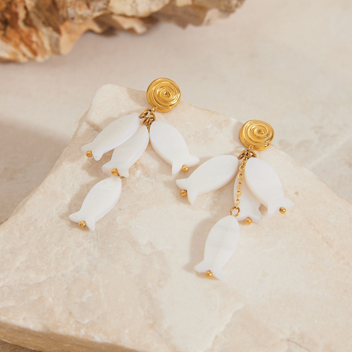 18K gold thread with fish-shaped tassel design exquisite and noble earrings Vera Lux