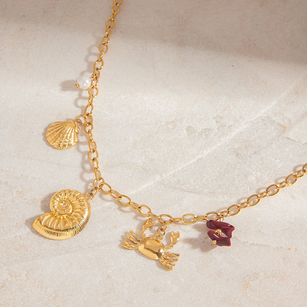 18K Gold Conch Shaped Necklace Vera Lux