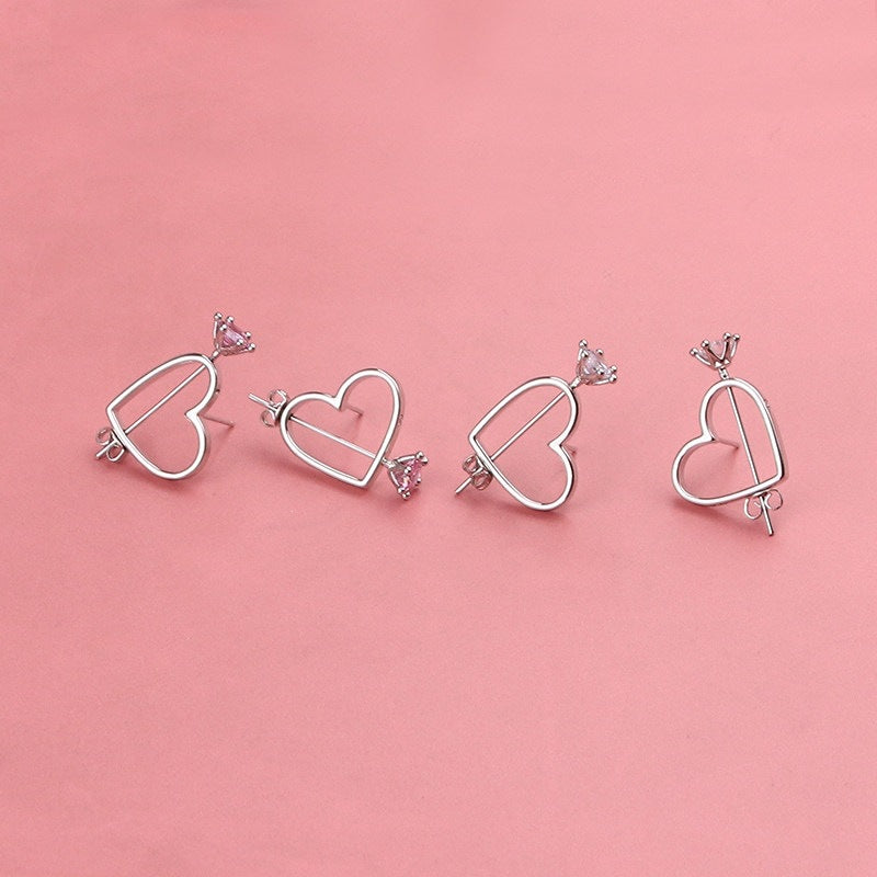 Niche, Minimalist Heart-shaped Earrings Vera Lux