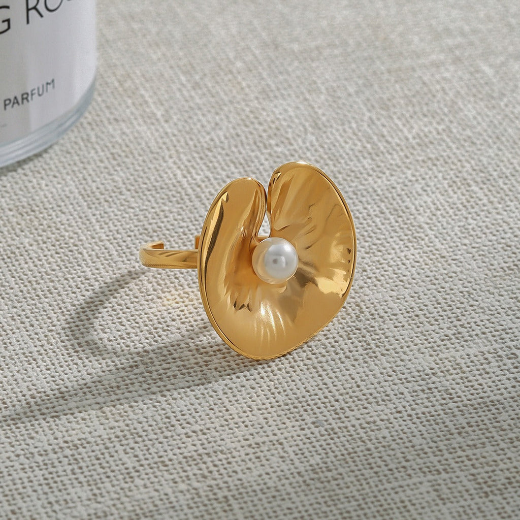 18K gold geometric inlaid pearl design classic simple ring Vera Lux