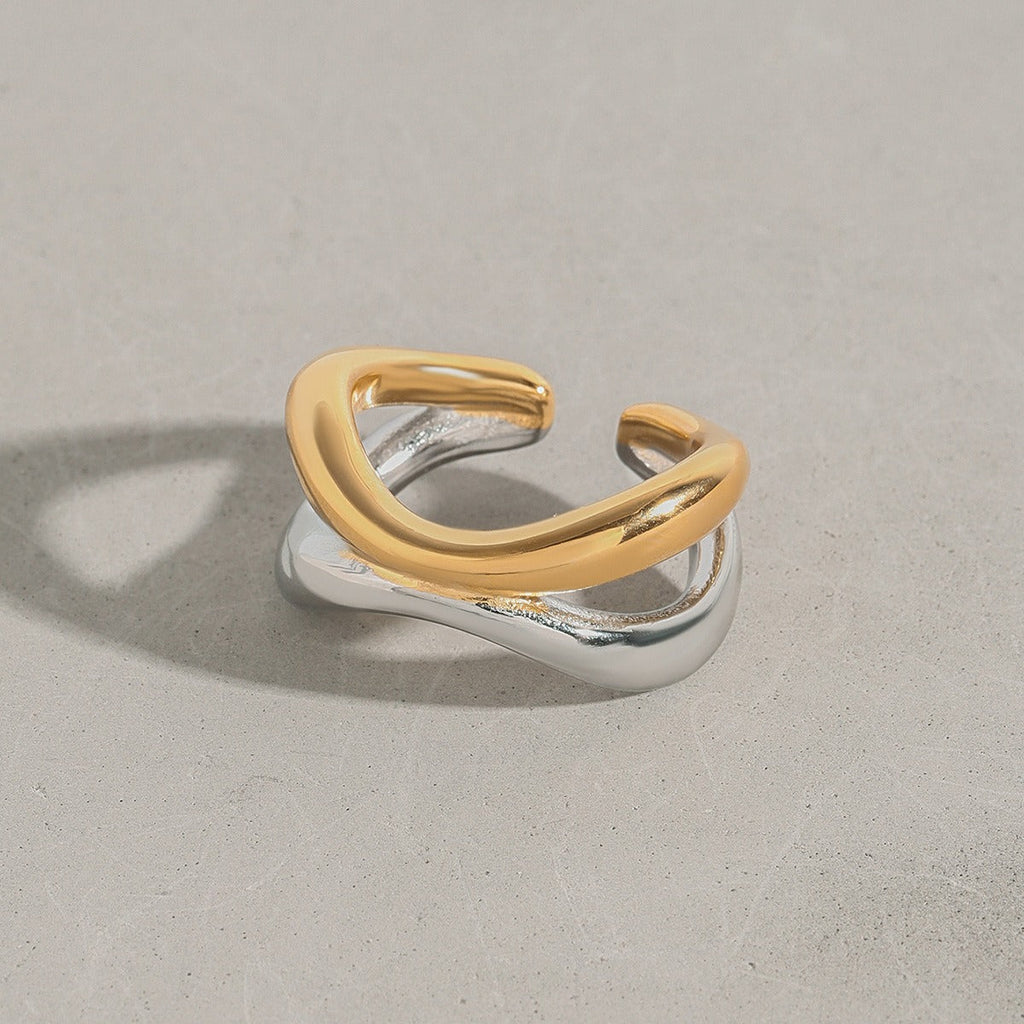 18K gold geometric lines with gold and silver color matching design simple and elegant ring Vera Lux