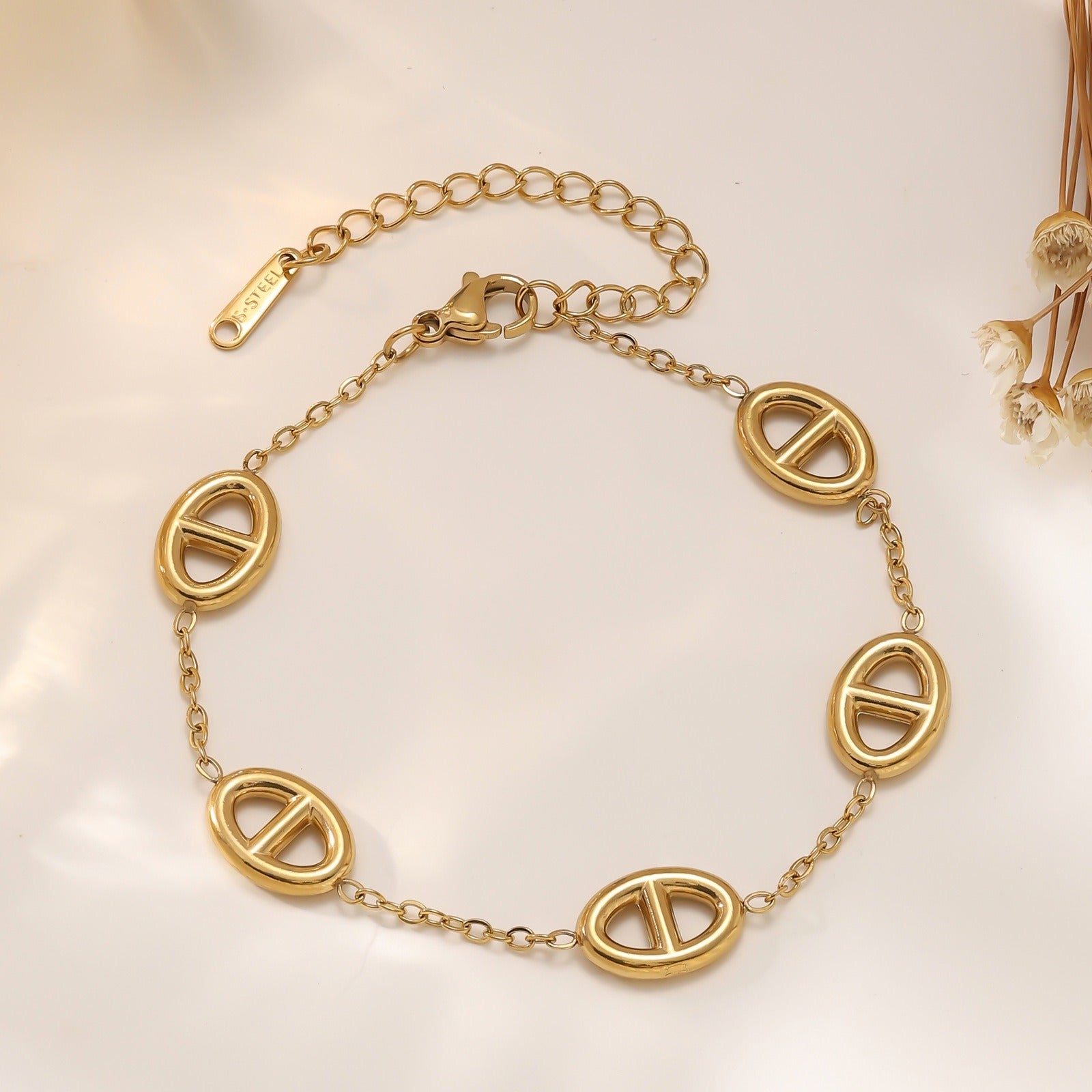 18K Gold Pig Nose Necklace and Bracelet Set Vera Lux