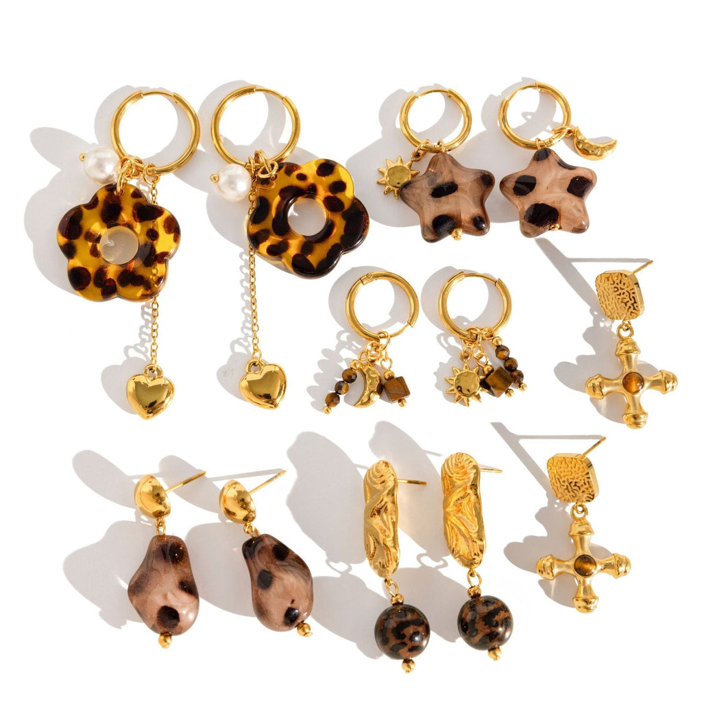 Light luxury and sophisticated titanium steel earrings for autumn and winter. Vera Lux