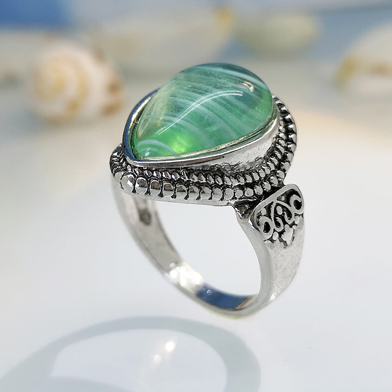 Retro Minimalist Gemstone-Inlaid Womens Ring Vera Lux