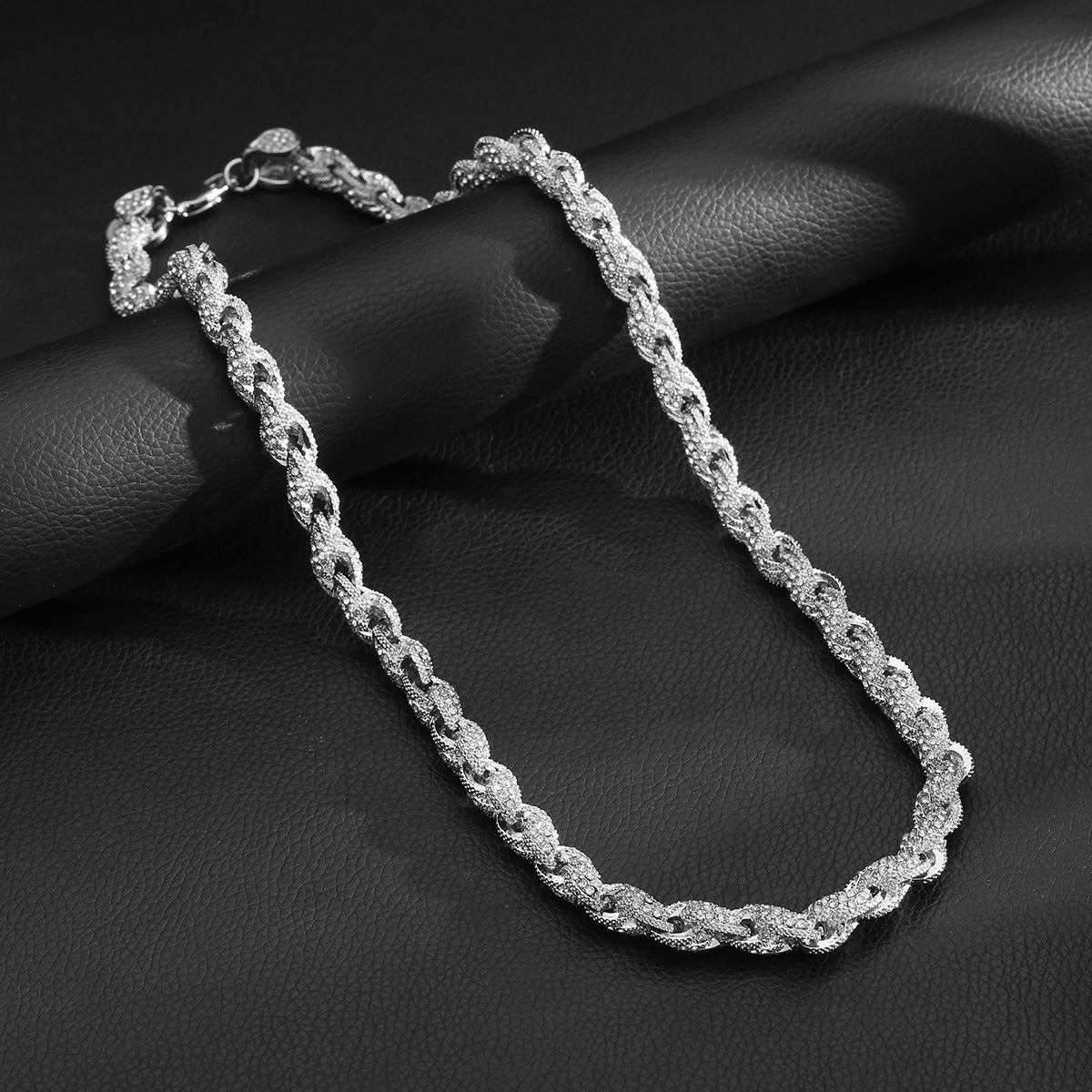 European And American Hip-Hop Mens Necklace 10mm Alloy Braided Chain With Diamonds Vera Lux
