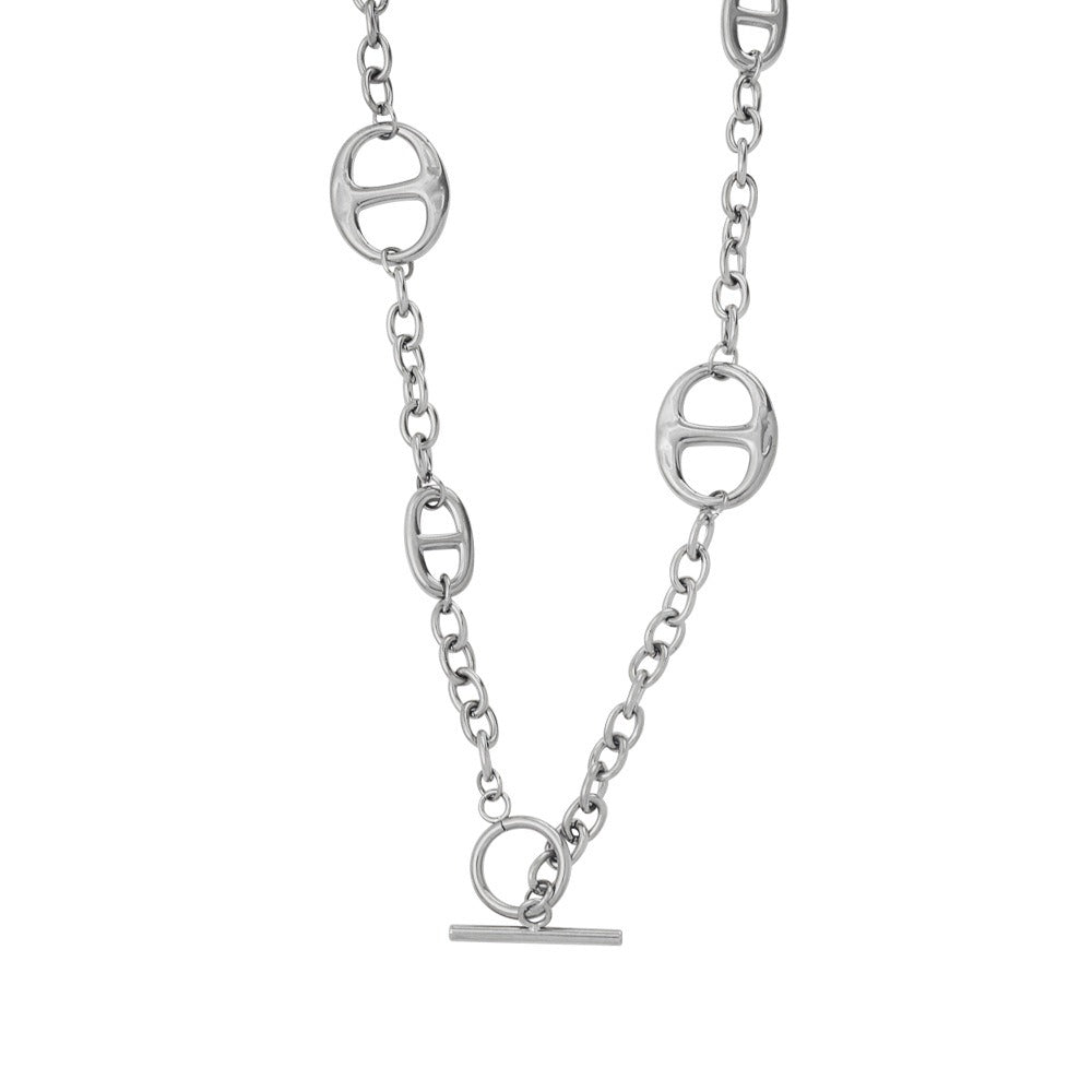 18K gold geometric-shaped necklace, bracelet, and earrings set. Vera Lux