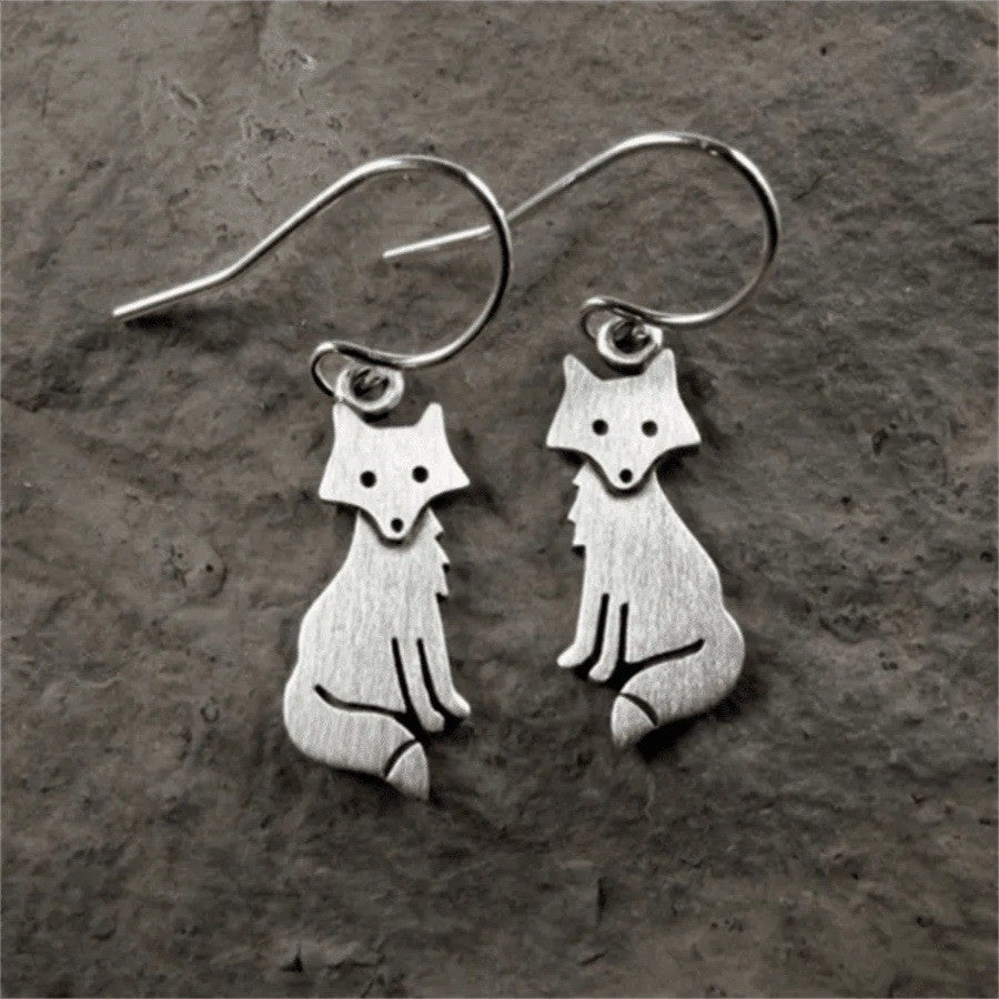 Retro Creative Small Animal Earrings Fashionable And Unique Exquisitely Crafted Vera Lux
