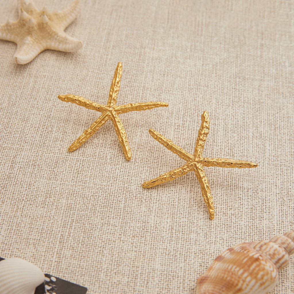 18K gold starfish-shaped earrings with a simple and unique design Vera Lux