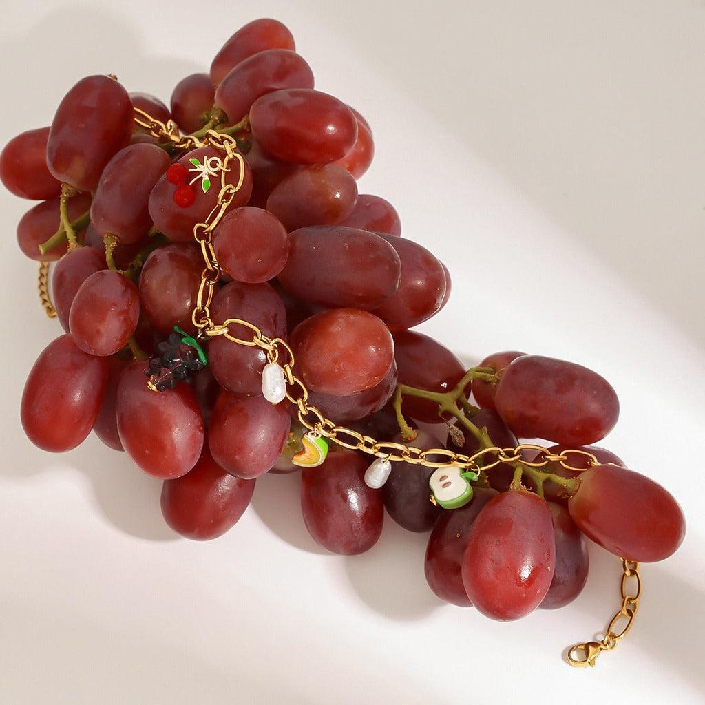 18K gold fruit shape with pearl design fresh and cute necklace Vera Lux