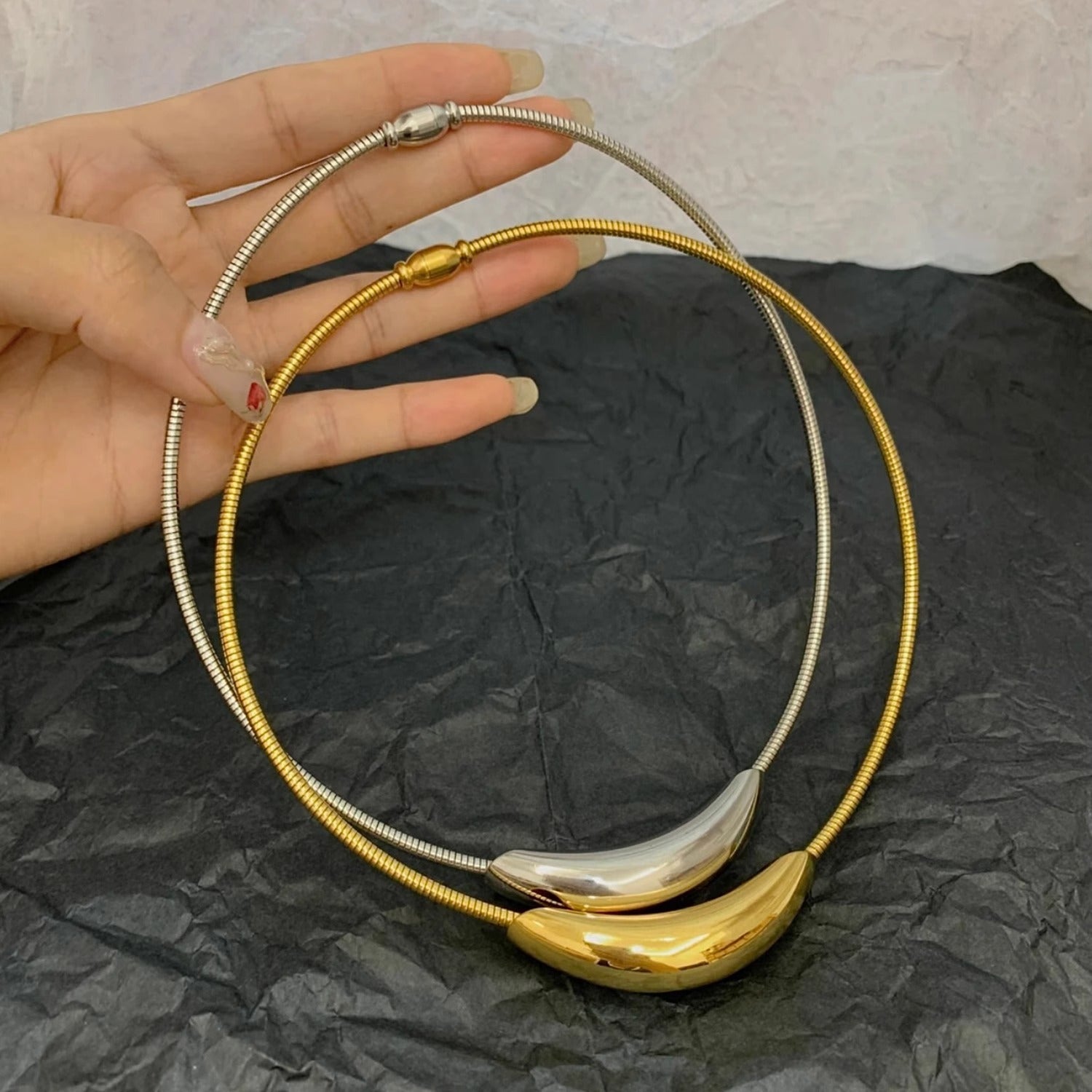 All-titanium Steel Necklace With A Premium Feel Vera Lux