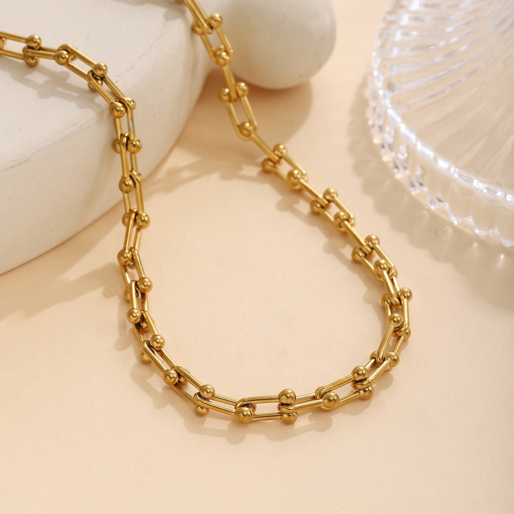 18k gold U-shaped horseshoe clasp bracelet necklace Vera Lux