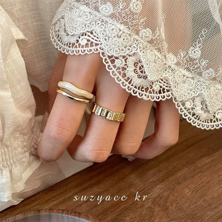 Women's Niche Design Gold Enamel Zircon Ring, INS Style, Vintage Fashion, Unique Versatile High-End Finger Ring Vera Lux