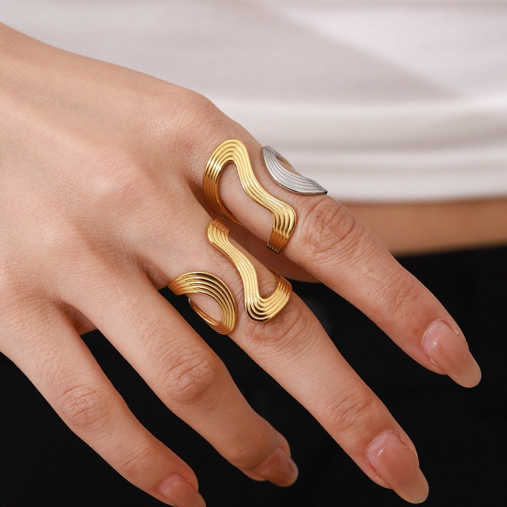18K gold earrings, rings, and bracelets for a luxurious and high-end look Vera Lux